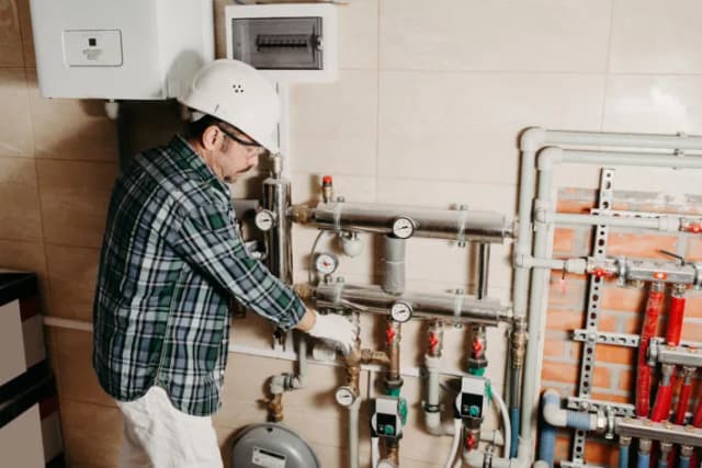 Zawór zwrotny – jak uniknąć kosztownych awarii w instalacjach? Zawór zwrotny – jak uniknąć kosztownych awarii w instalacjach?